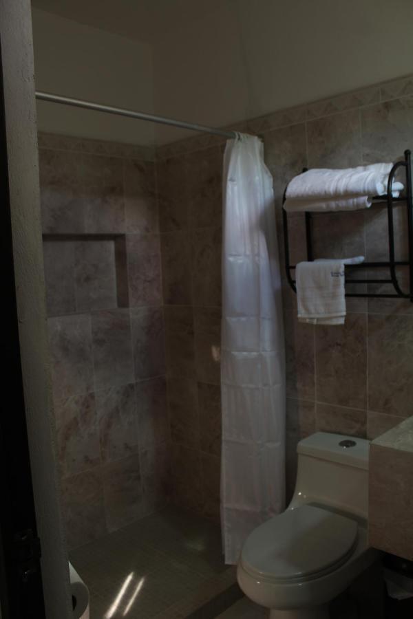 Hotel Casona Margot Valladolid  Extérieur photo
