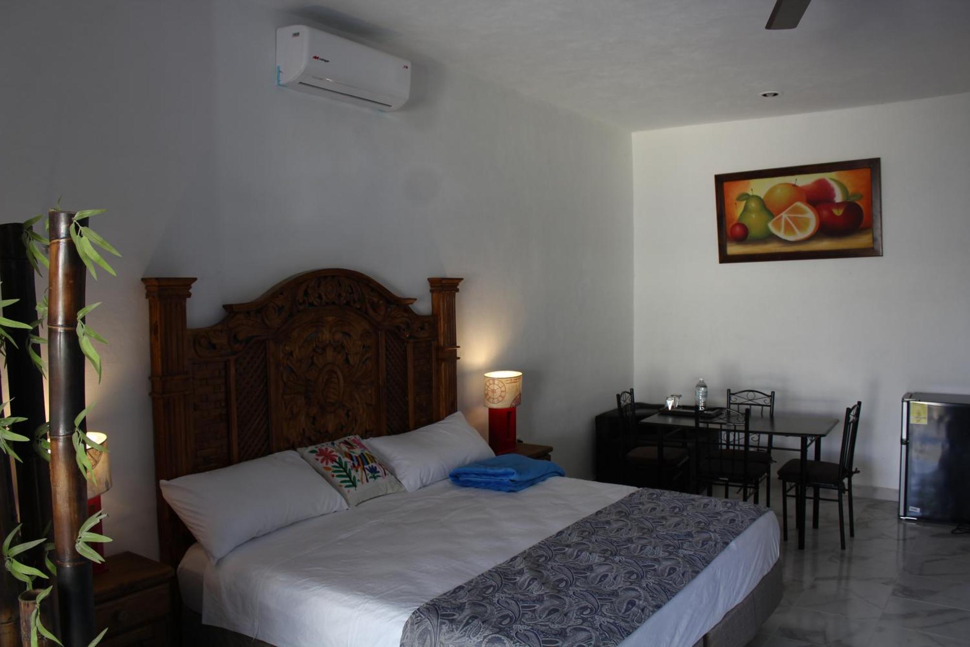Hotel Casona Margot Valladolid  Extérieur photo