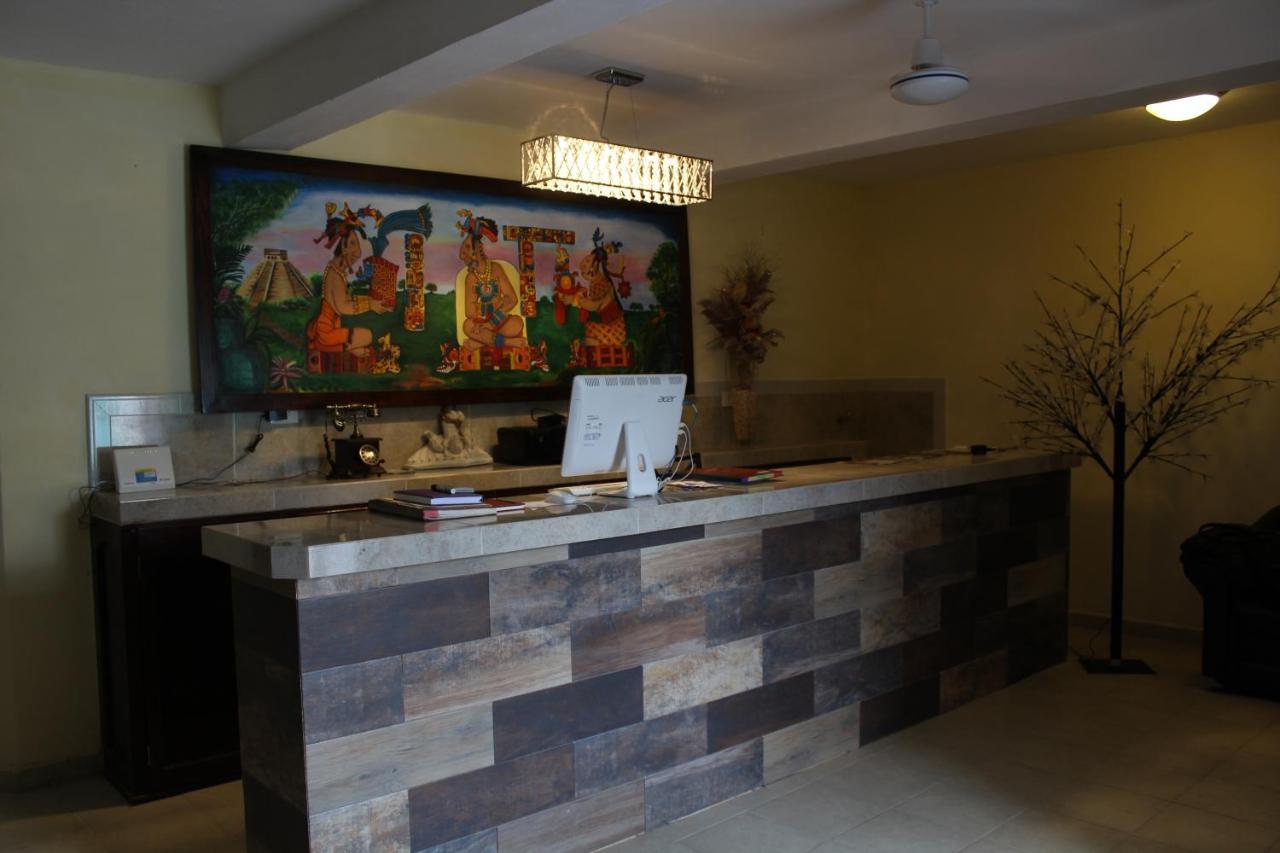Hotel Casona Margot Valladolid  Extérieur photo
