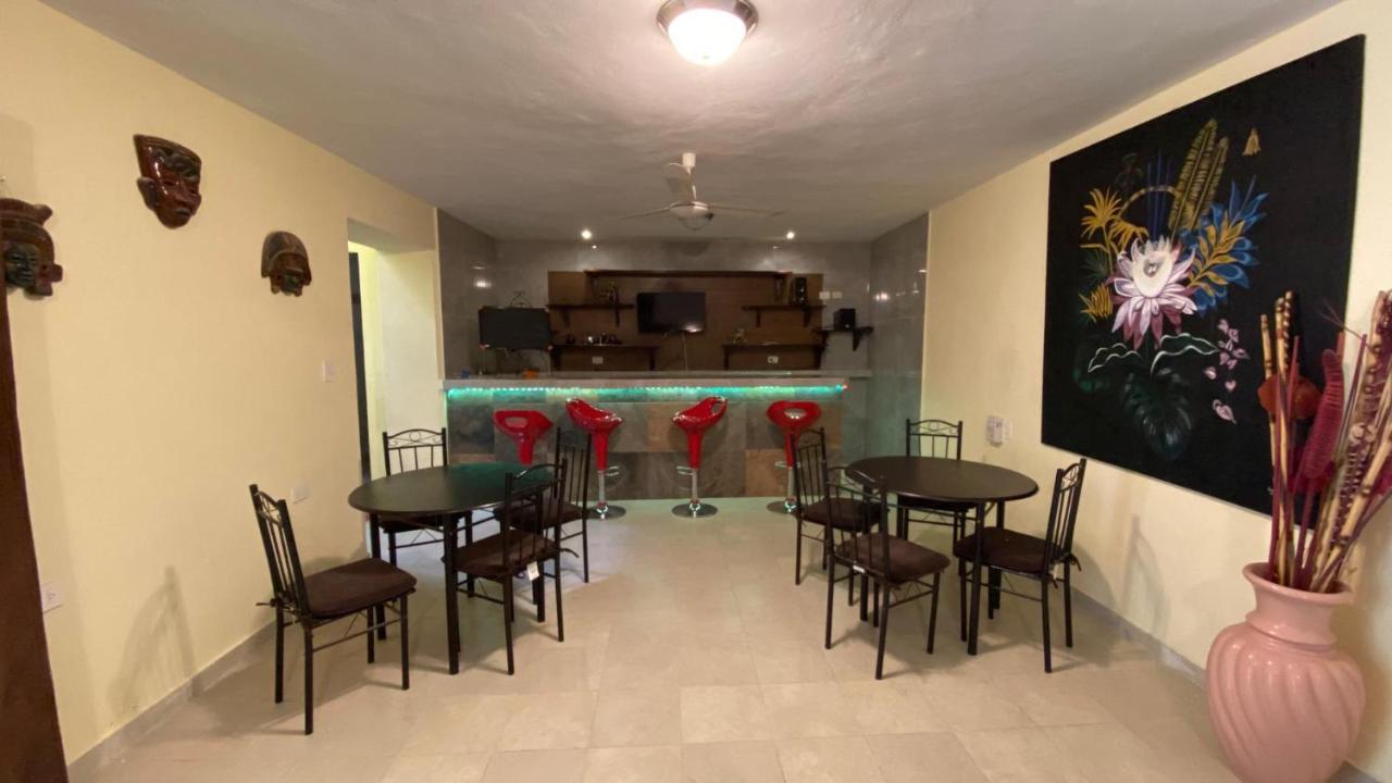 Hotel Casona Margot Valladolid  Extérieur photo