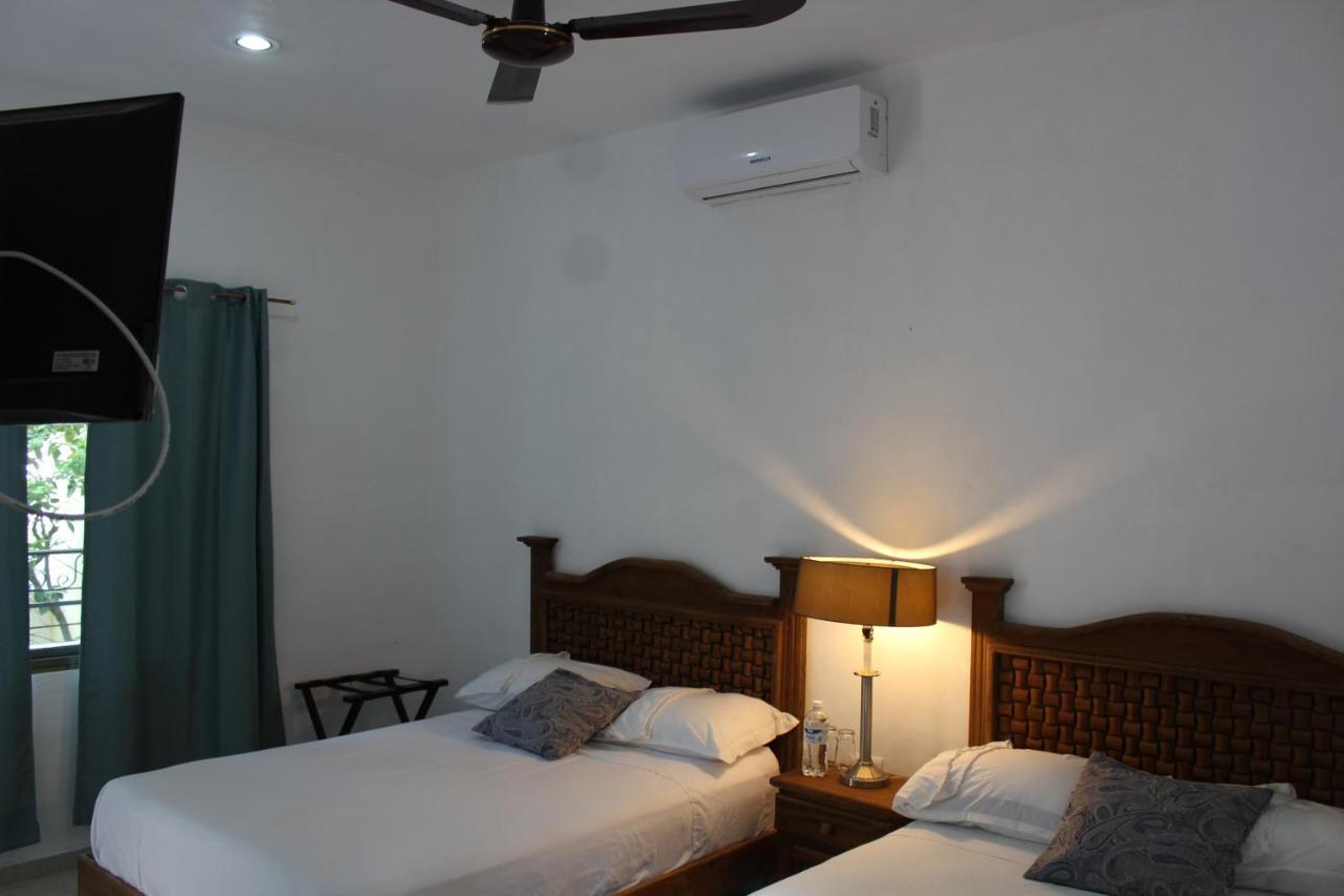 Hotel Casona Margot Valladolid  Extérieur photo