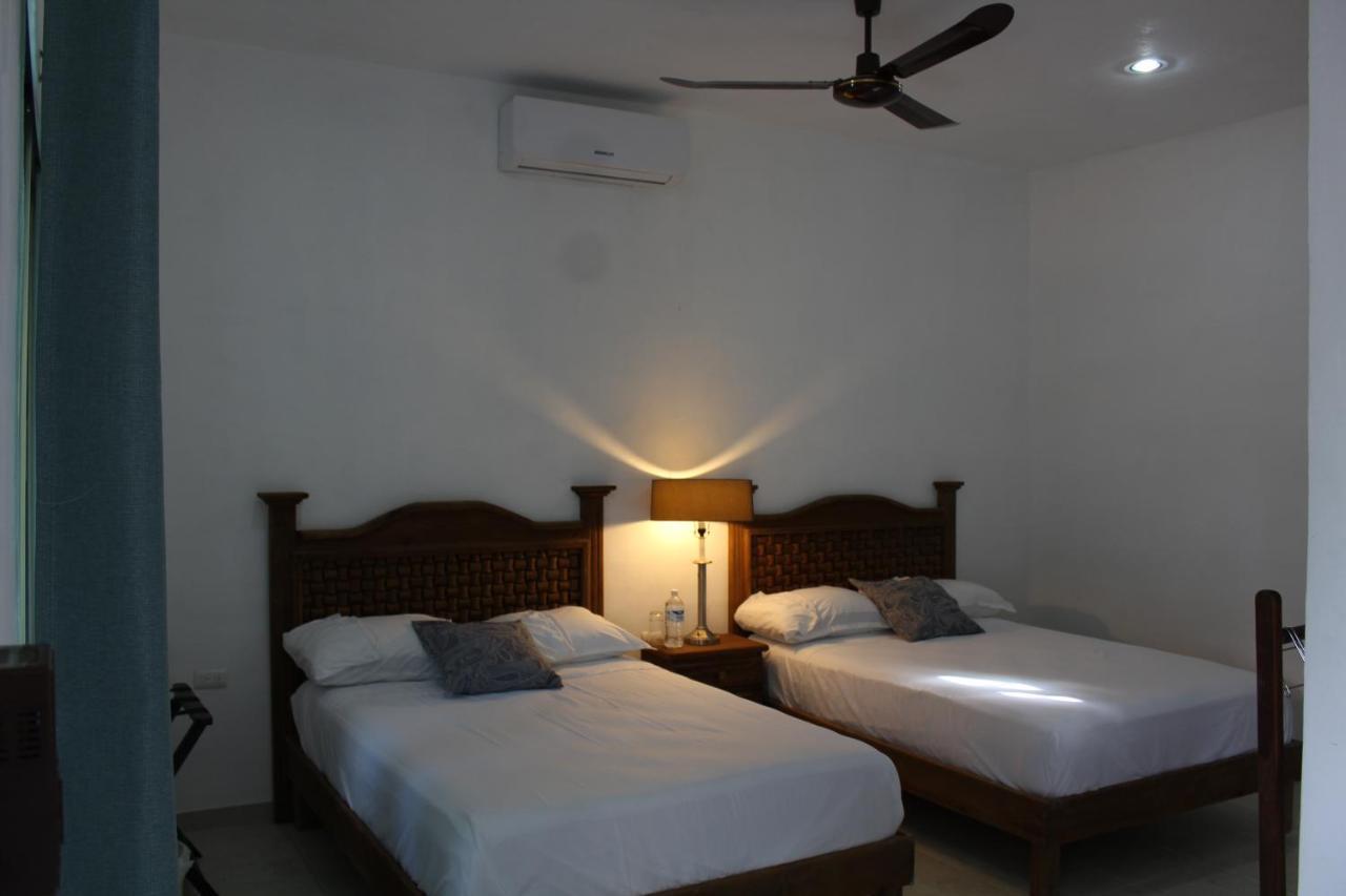 Hotel Casona Margot Valladolid  Extérieur photo