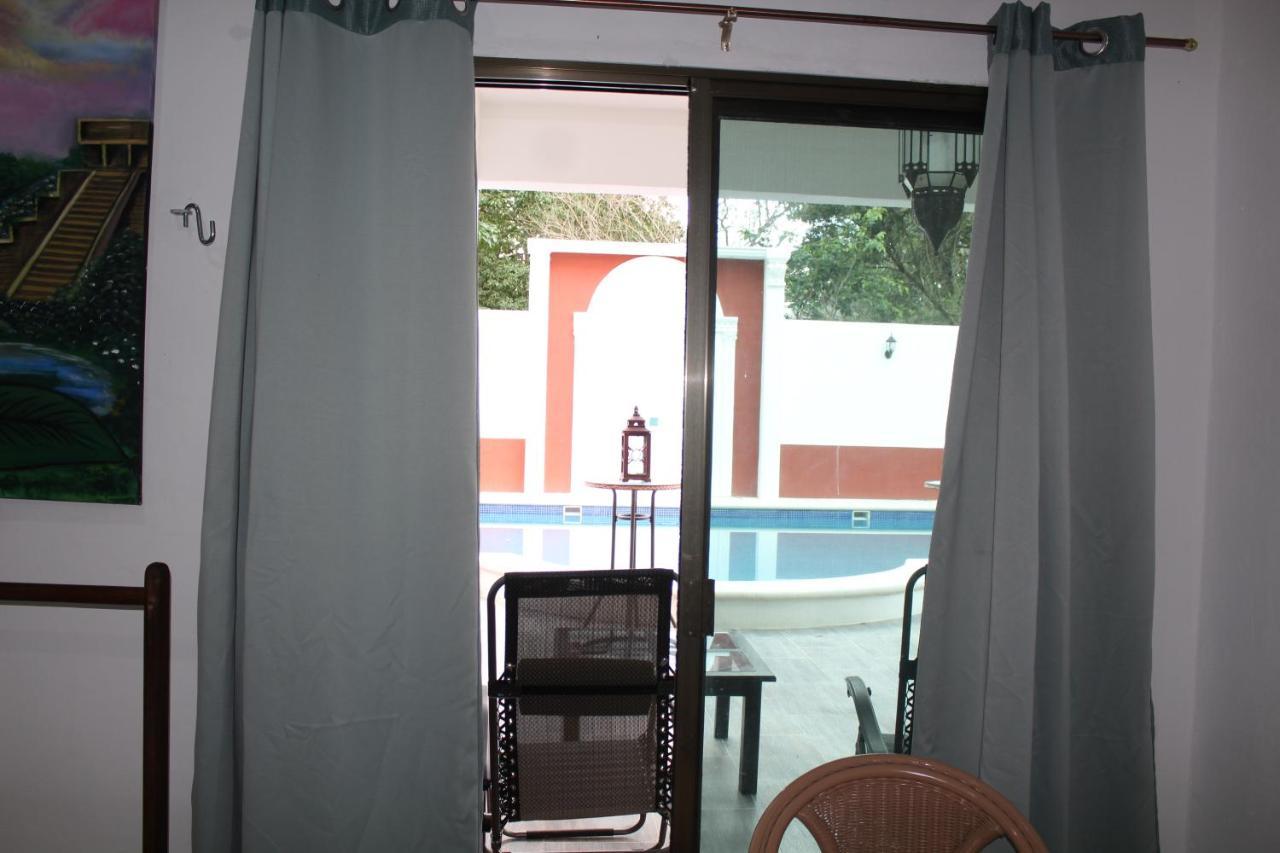 Hotel Casona Margot Valladolid  Extérieur photo