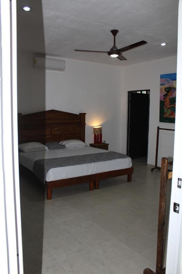 Hotel Casona Margot Valladolid  Extérieur photo